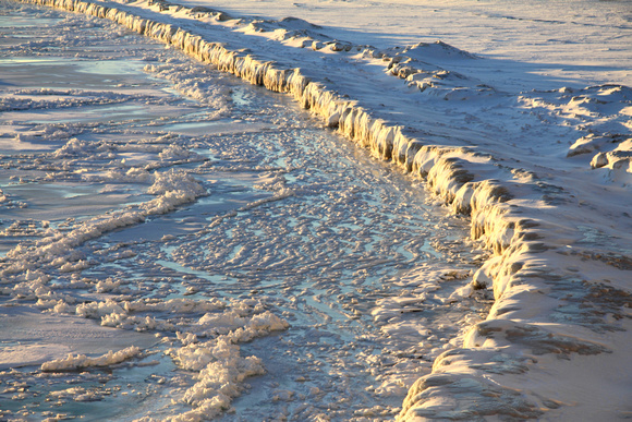 Great Ice Wall - Osterman Beach, Chicago